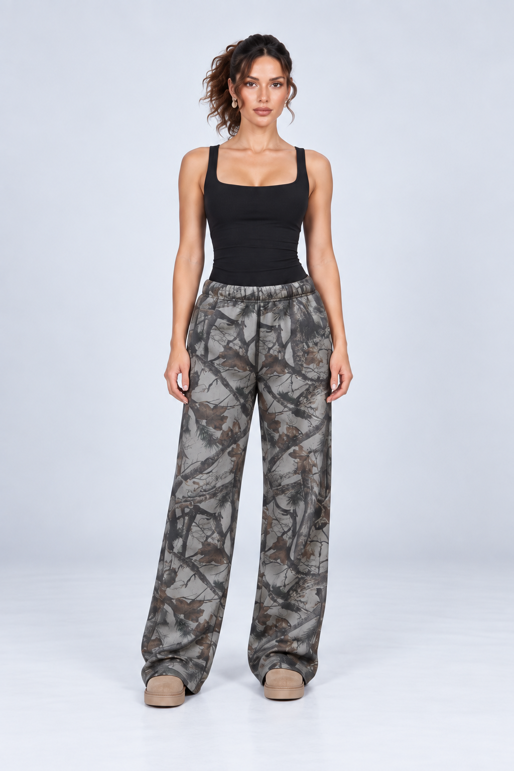 Gray Woodland Print Wide-Leg Pants
