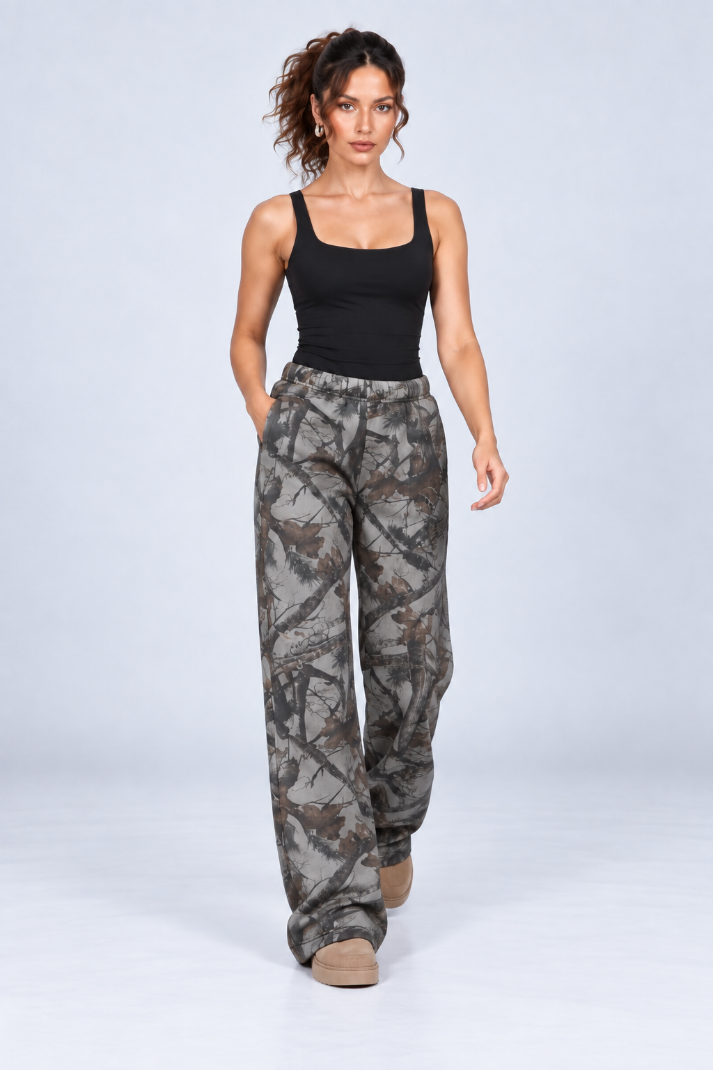 Gray Woodland Print Wide-Leg Pants
